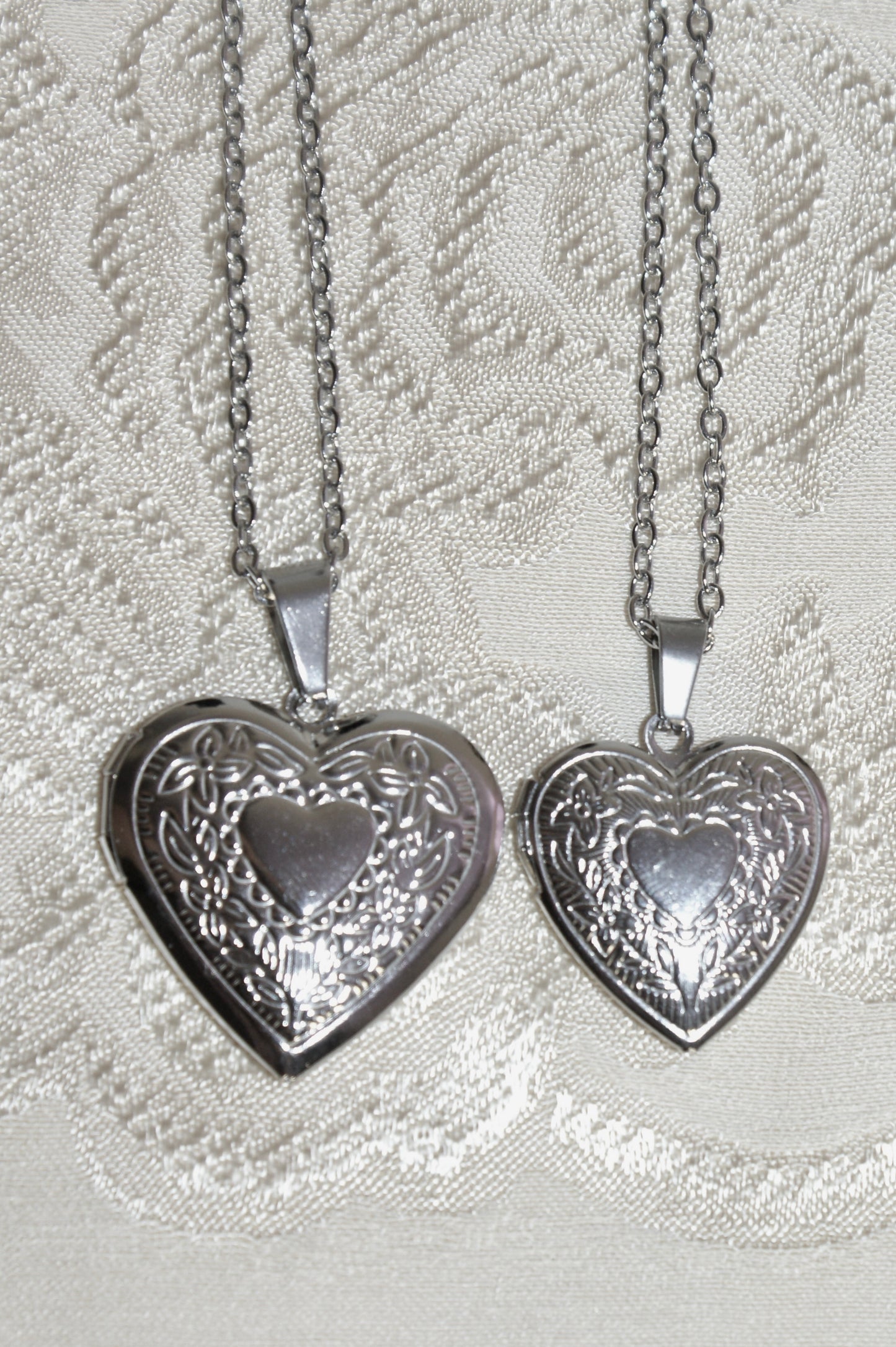 sweetheart locket in silver