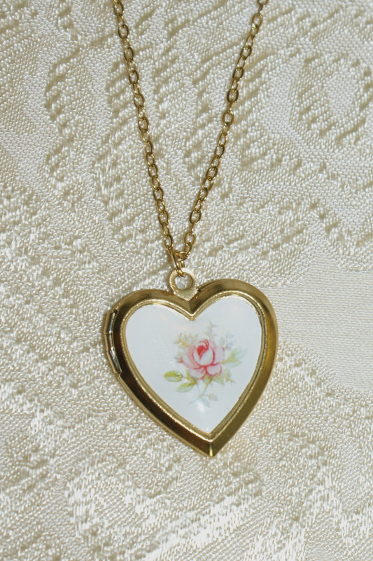 rose garden locket