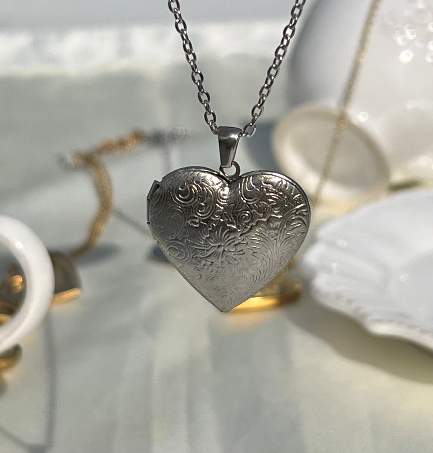 swan lake locket