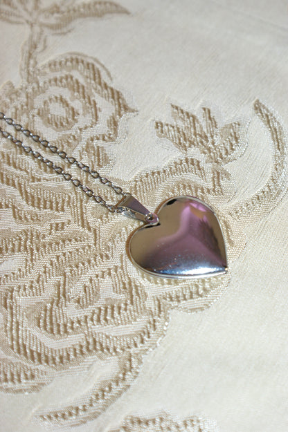 sweetheart locket in silver