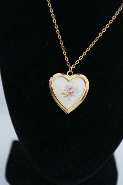 rose garden locket