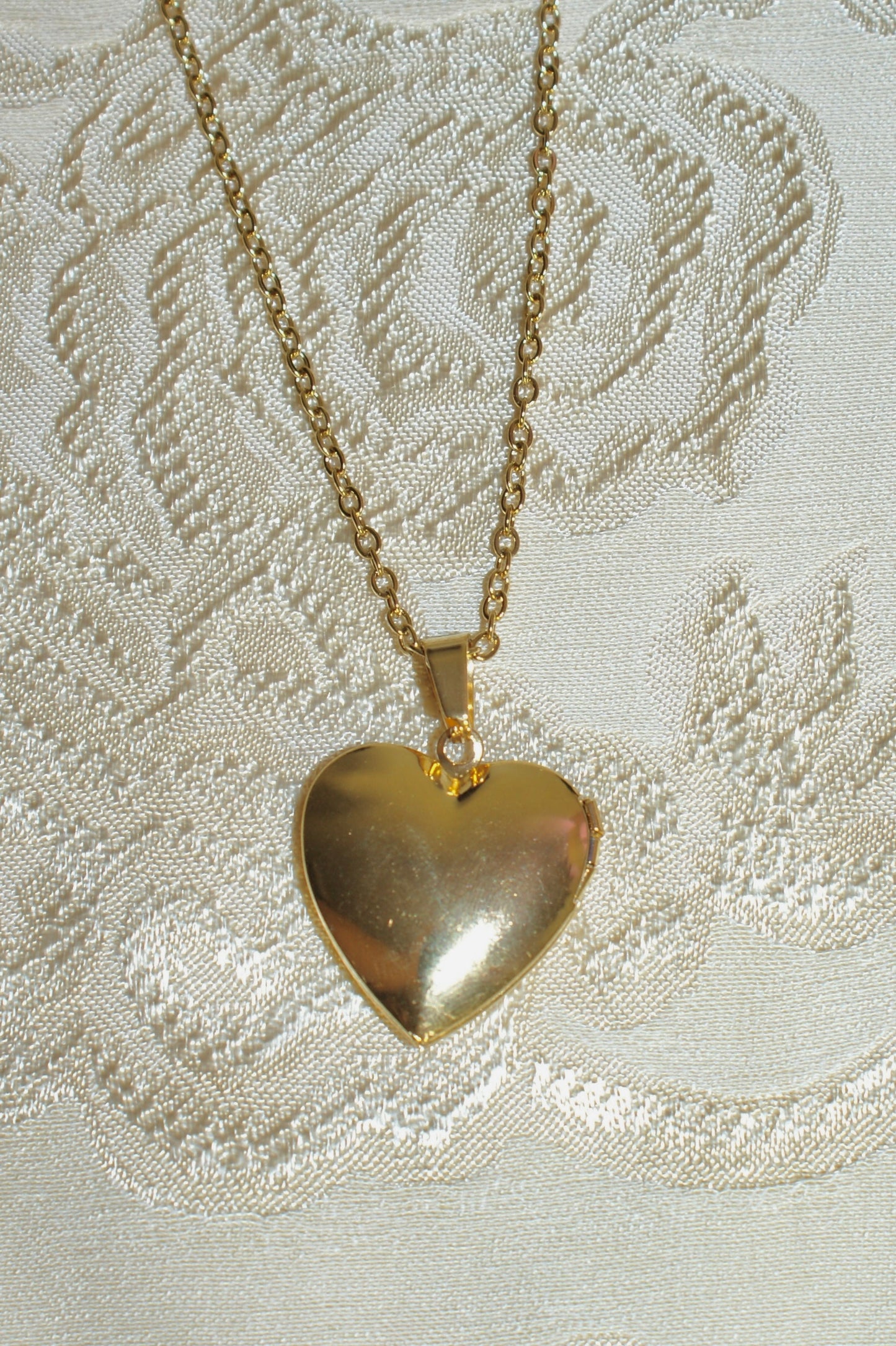 baby sweetheart locket