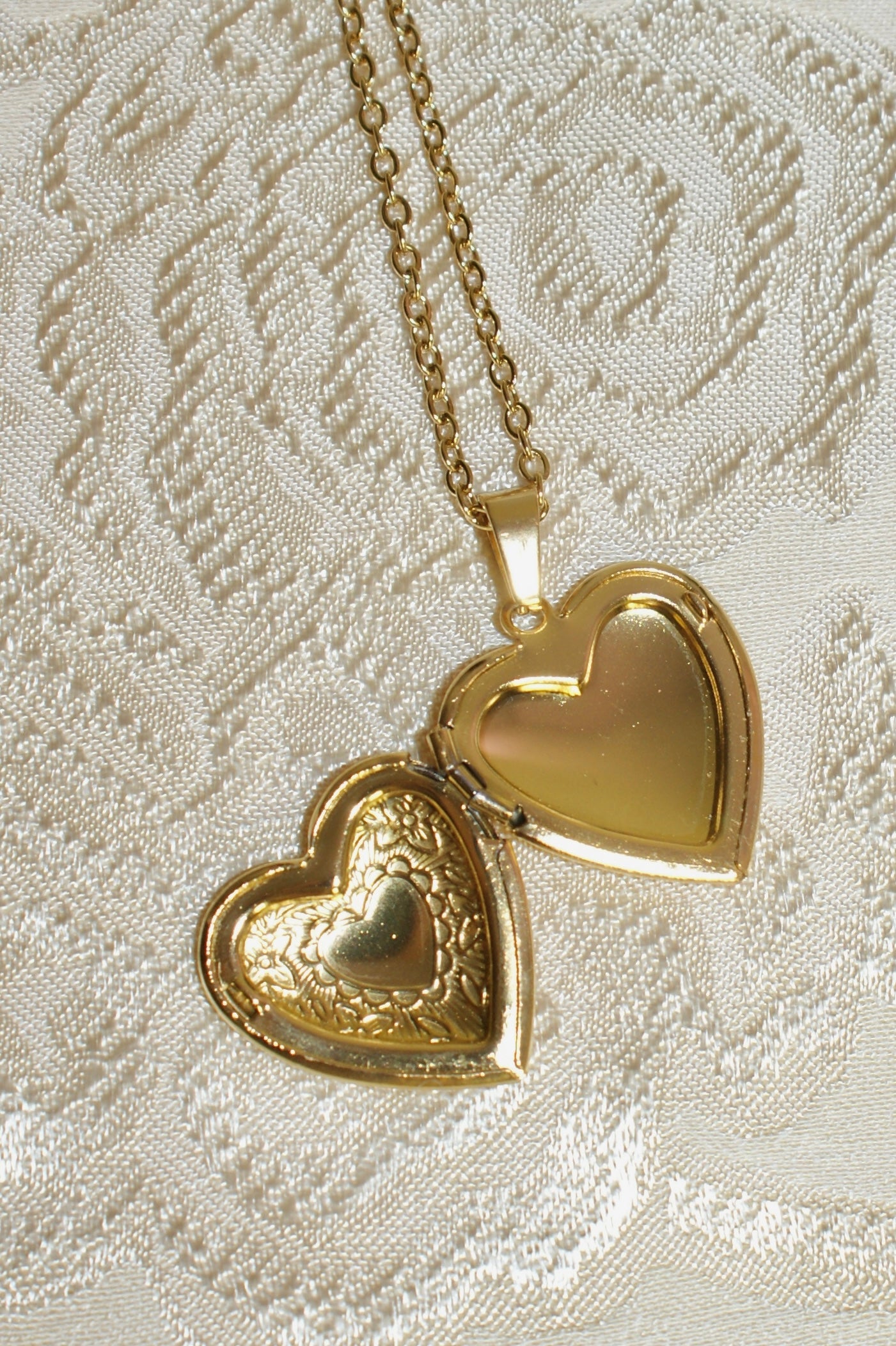 baby sweetheart locket