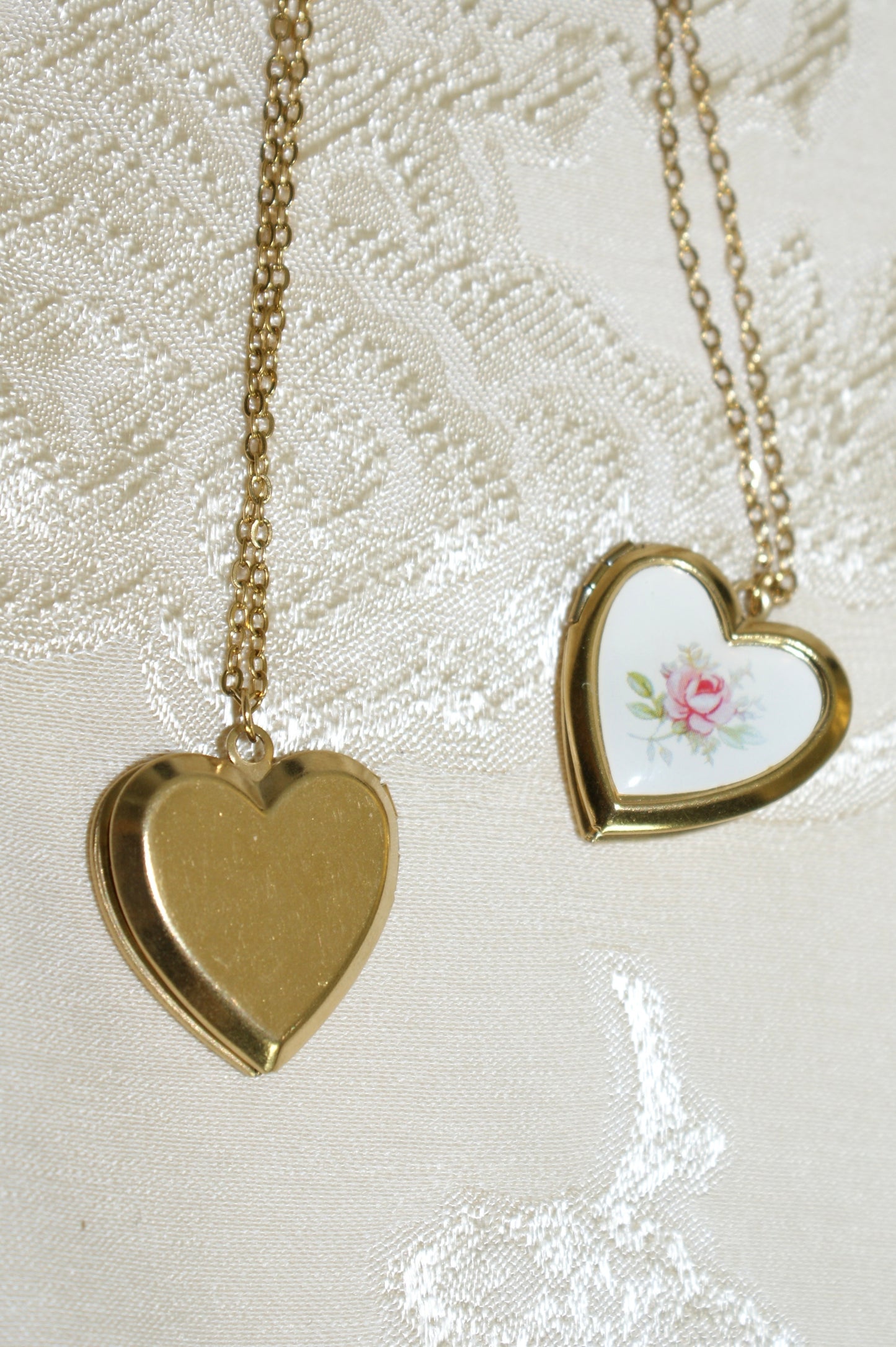rose garden locket
