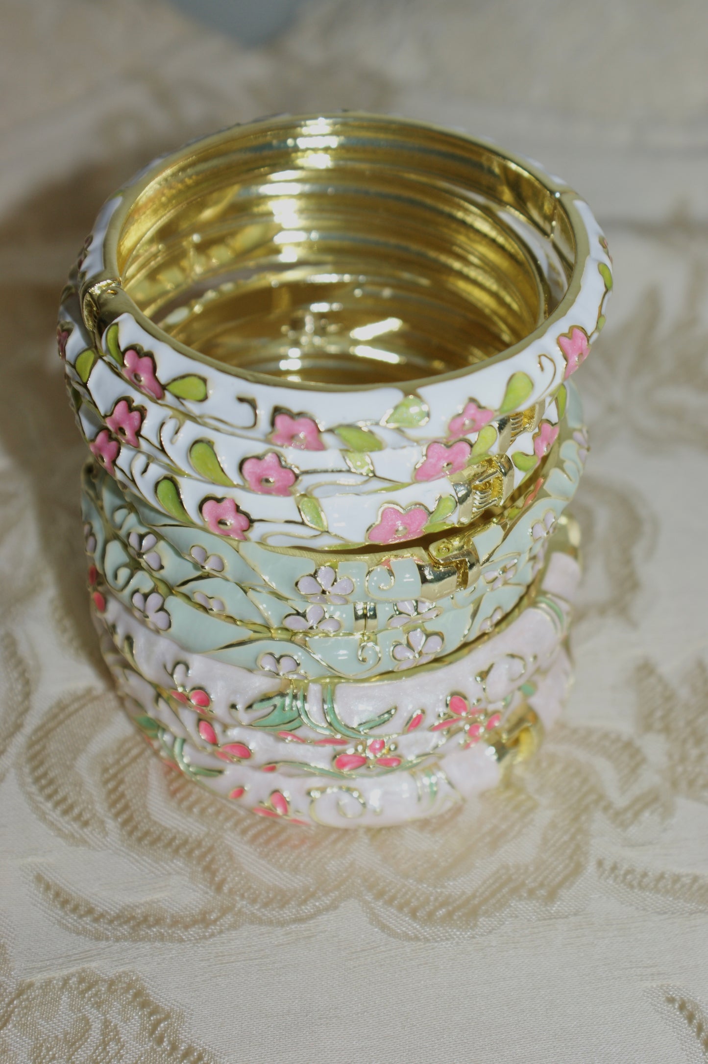 aqua belle bangle