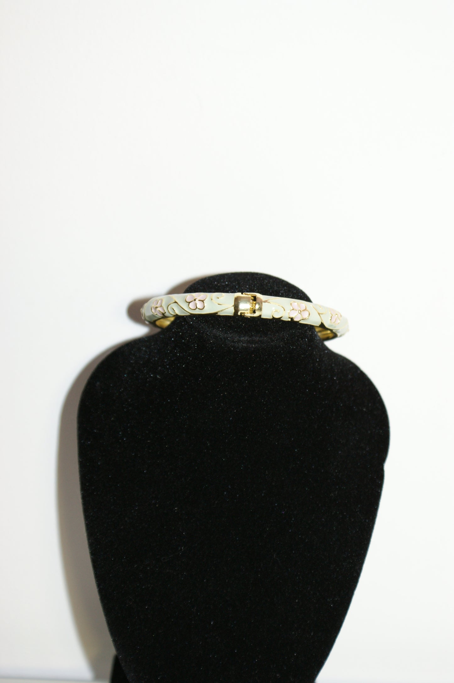 aqua belle bangle