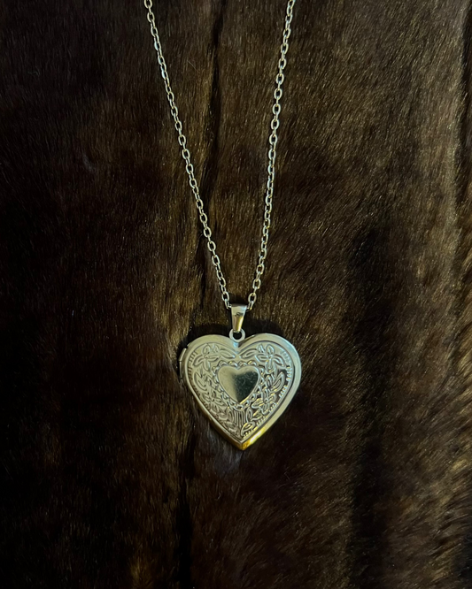 sweetheart locket