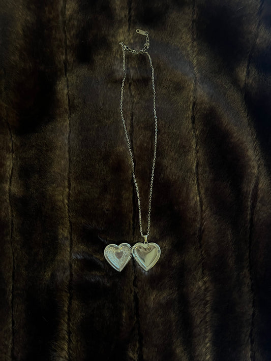 sweetheart locket
