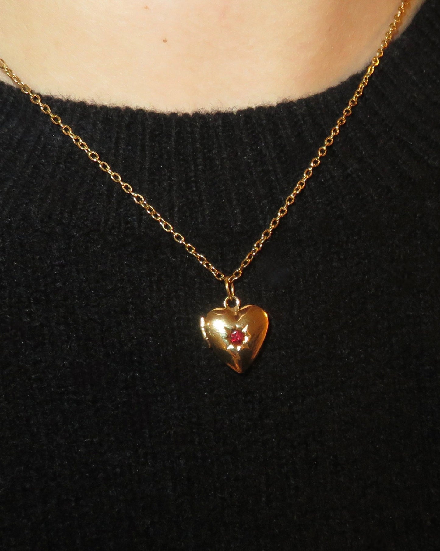 cherry kiss locket
